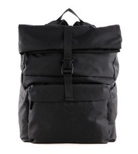 MANDARINA DUCK District