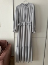 ? Maxikleid Modanisa Refka S/M Hellgrau Hellblau Rüschen Chiffon Hijab Abaya