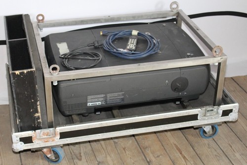 Christie lx1500 beamer - *christie, lx1500*beamer