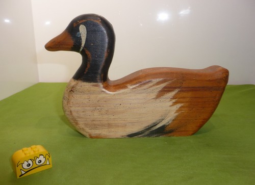 Wooden ewe scotland ente - ewe,