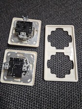 Gira S-Color Reinweiss Schalter und Rahmen 