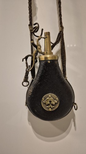 Orientalisches pulverhorn - orientalisches,