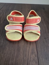 Adidas Sandale mit Klettverschluss