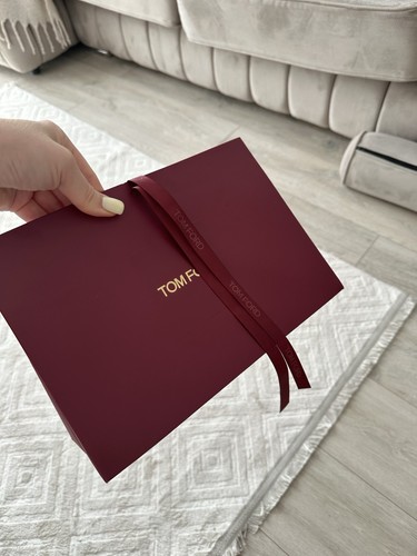 Tom ford burgundy red - tom, giftbag