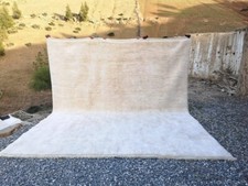 Weißer Beniourain Teppich