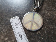 Peace Zeichen silber mit Opal