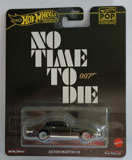 HOT WHEELS PREMIUM ASTON MARTIN V8 JAMES BOND 007 REAL RIDERS HVJ36