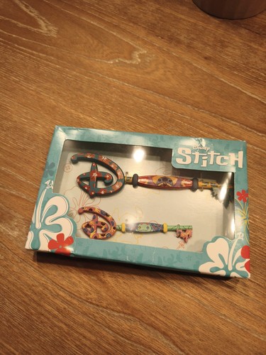 Disney store stitch special - disney,