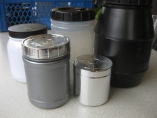 Kunststoffdosen 5x  Behälter mit Deckel Schraubverschluss Konvolut leer