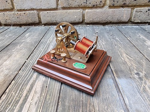 Old model company rotative - model,