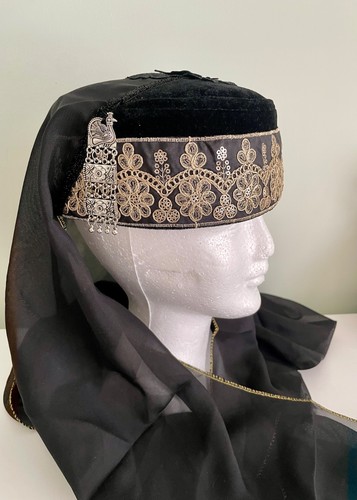 Schwarzer samt türkischer fez - samt,