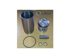 Zylinder Kolben - MC Cormick