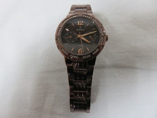 Armbanduhr metall braun