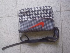 Nike Umhängetasche Unisex Schwarz/Weiß 15x6x23 cm