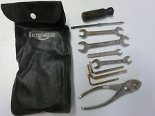 Triumph Daytona 955i 595N 02-06 Bordwerkzeug Set Werkzeug Schüssel