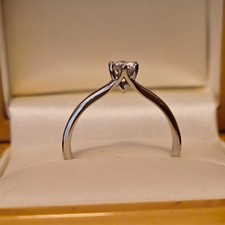 Elegant Natural Diamond