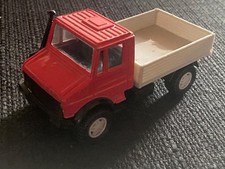  Unimog U 1300 Pritsche in rot