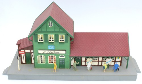 Heljan 1712 bahnhof - heljan, h0