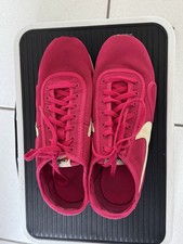 Nike WMNS Air Pegasus 83 – Pink / Sail (Style Code 580546-600)