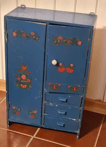 Alter hängeschrank kästchen - alter,