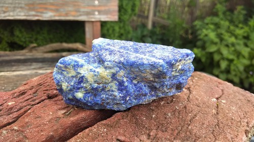 Schöner lapislazuli rohstein - ,