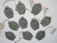10 Stück alte vintage Ullr Uller Bayern Wintersportler Schutzpatron Anhänger