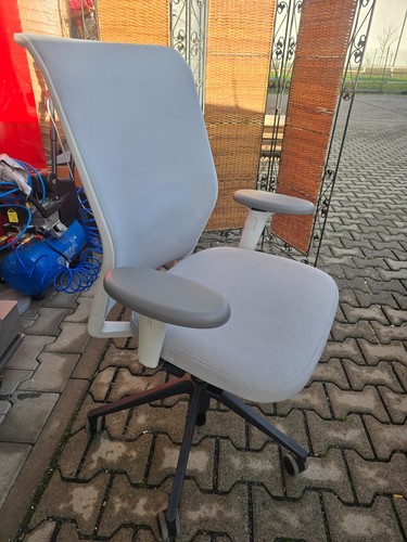 Vitra mesh - ,
