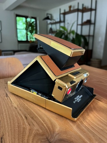 Polaroid land camera - land,