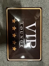 Metallschild „VIP Lounge“