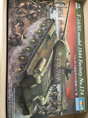 Trumpeter 34 85 - -, t-34/85