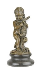 Bronzeskulptur Junge mit Hase