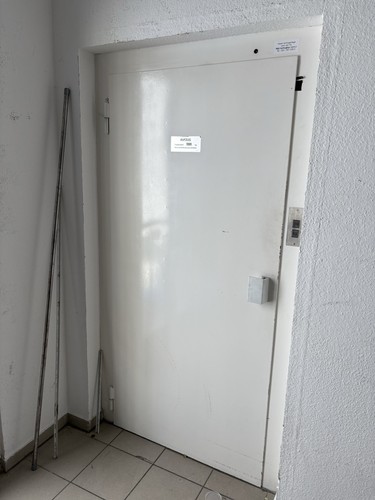 Lastenaufzug - ,