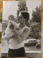 Foto DDR Mann Kind Trabant Car