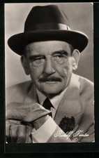 Schauspieler Rudolf Forster im Alter mit Hut und Handschuhen, Ansichtskarte 