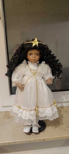 Porzellan puppe - ,