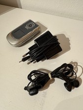 Nokia 2760 Sandy Gold (Ohne Simlock) Handy Mpobiltelefon Nostalgie funktioniert