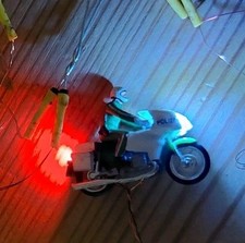 Polizei Motorrad mit Figur H0