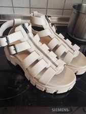 Catwalk Plateau Sandalen Grau