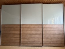 Moderner Kleiderschrank mit 3