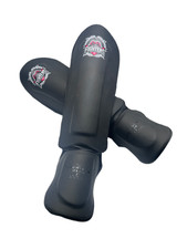 FightersClub 17 Schienbeinschoner Kickboxen MMA Boxen ShinGuard Schienbeinschutz