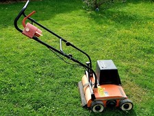 Elektrischer Vertikutierer