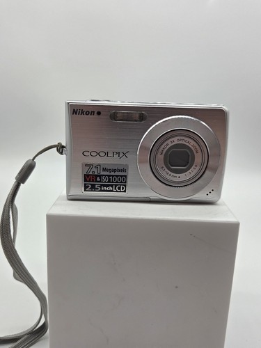 Nikon coolpix s200 - nikon,