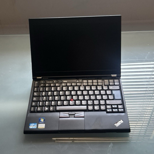 Lenovo thinkpad x220 - lenovo,