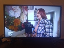 LED Fernseher 32" - DVB -