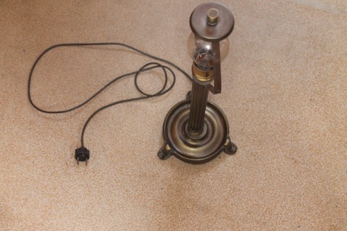 Uralte tisch stehlampe - uralte,