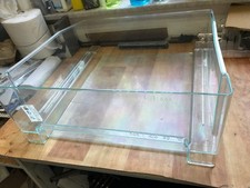 MIELE .Obstfach,Gemüsefach . 48x47x19 cm.Gut.