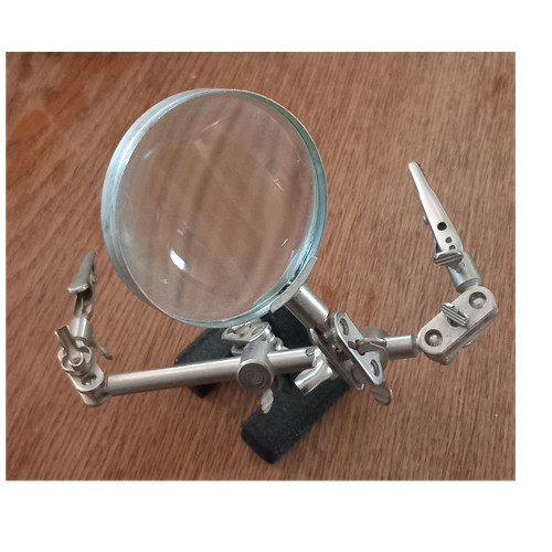 Dritte hand platinenhalter - hand,
