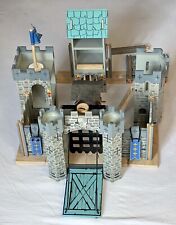 Holzritterburg Ritterburg von Le Toy Van, sehr schön gestaltet, selten angeboten