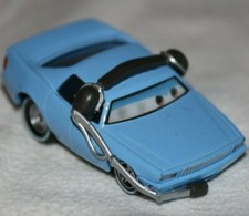 Disney Pixar Cars Artie Reporter Wackelaugen Metall 1/55 Vitrine #0423
