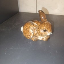 Goebel Porzellan Hase, Braun